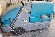 Kehrmaschine-Tennant-SweepMax-S20 gebraucht