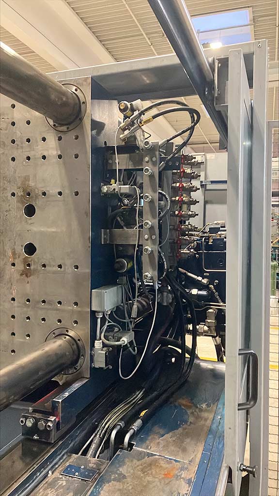 Battenfeld HM 450/3300 Injection Moulding Machine - Thumbnail 4