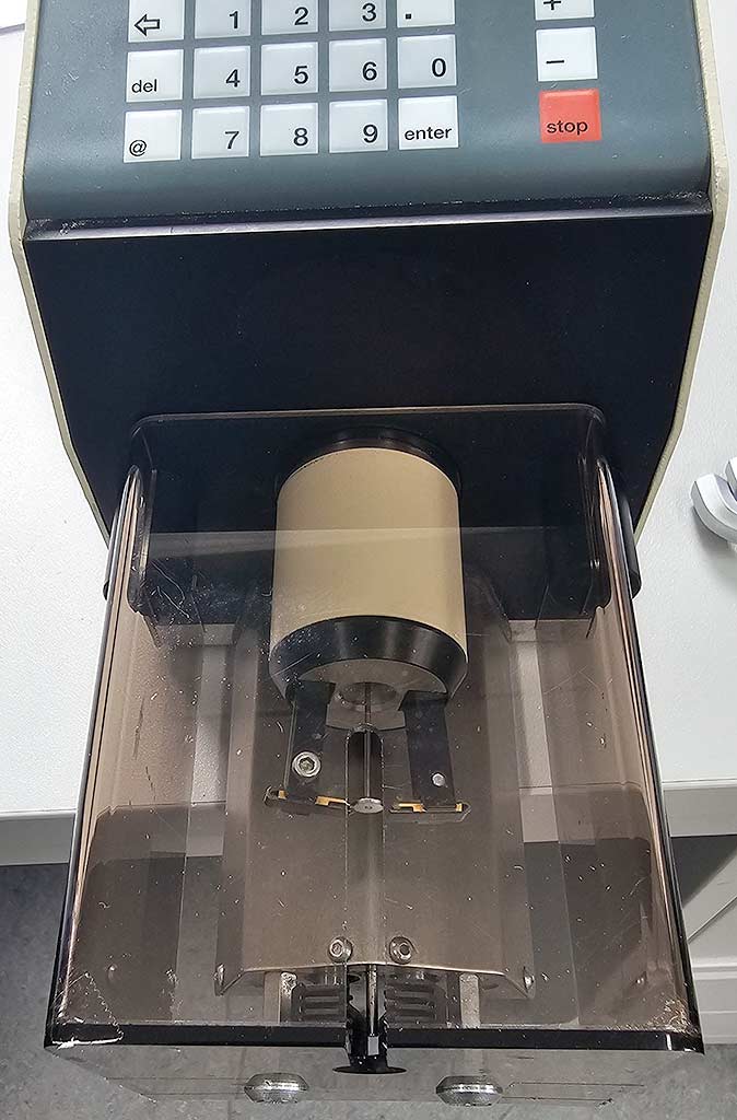Schleuniger CoaxStrip 5300 Abisolierautomat - Thumbnail 3