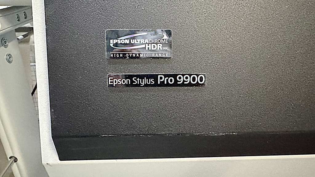 Epson Stylus Pro 9900 Inkjet Printer - Thumbnail 7