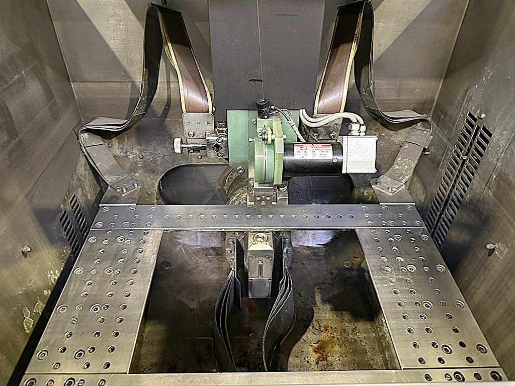 Agie AgieCut Classic 2 S CNC EDM-Machine - Thumbnail 4
