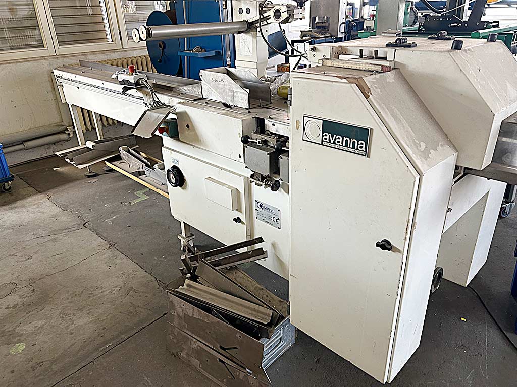 Cavanna Model 011 Bag Forming, Filling and Sealing Machine - Image 1