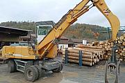 Material-Handling-Machine-Liebherr-924 used